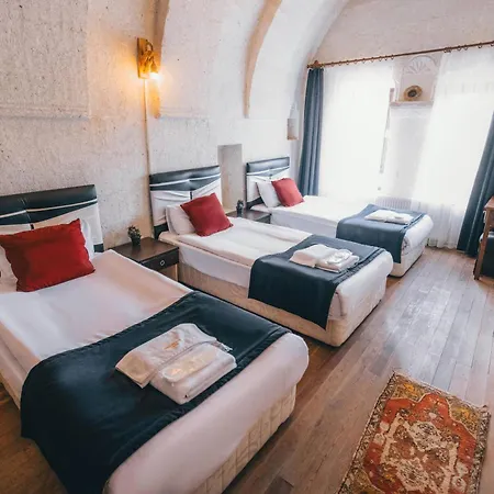 Turbel Cave House Отель