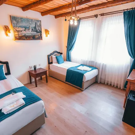 Отель Turbel Cave House