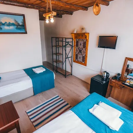 Отель Turbel Cave House *