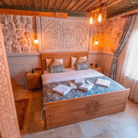 Turbel Cave House *