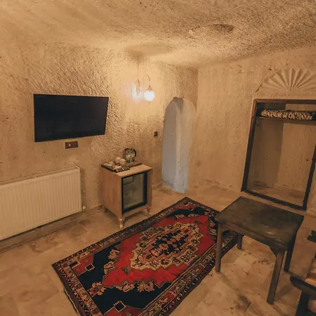 Turbel Cave House * Аванос