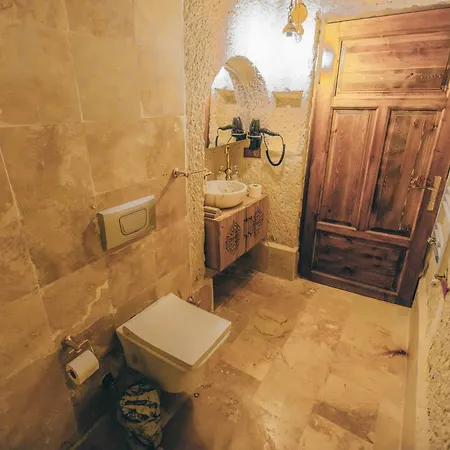 Turbel Cave House * Аванос