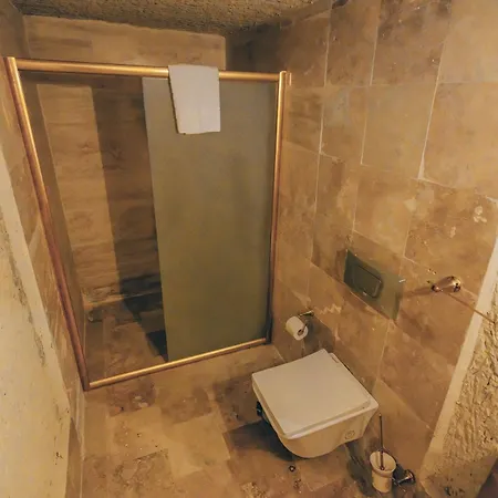 Turbel Cave House Отель Аванос