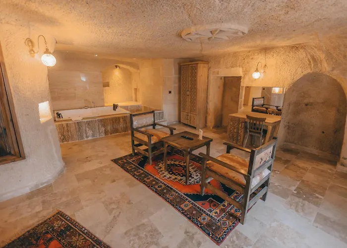 Turbel Cave House Hotel *